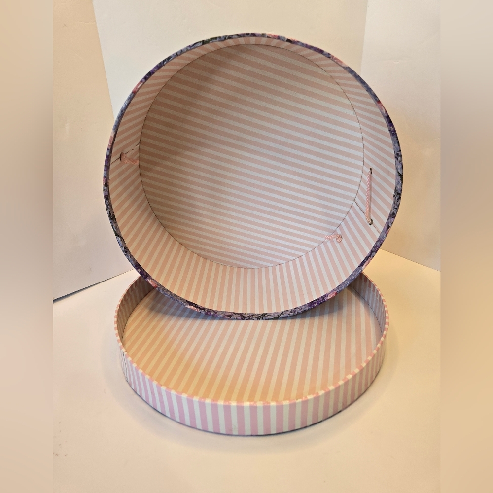 Round cat storage, hat, giftbox - Picture 2 of 7